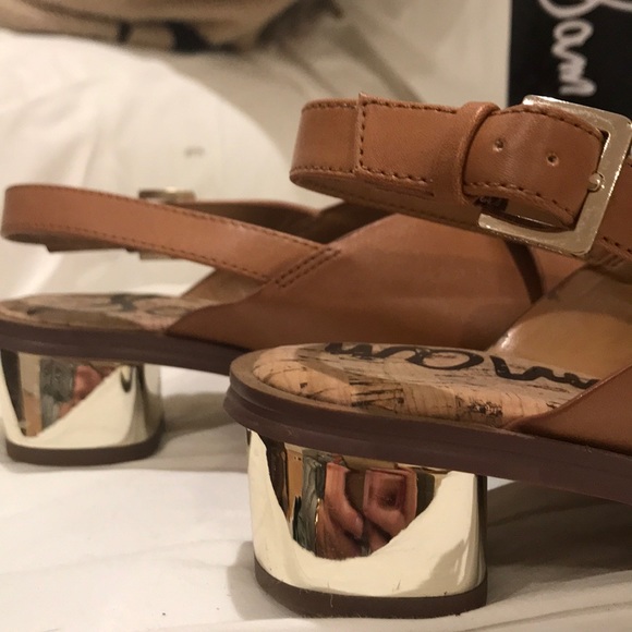 Sandals - Picture 4 of 5